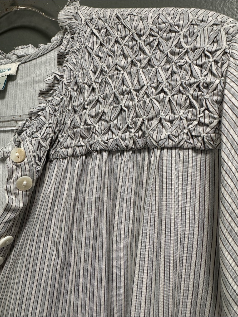 Sundance Light Grayish Blue Pinstripe Smocked Yoke Button-Front Blouse M - Picture 5 of 6
